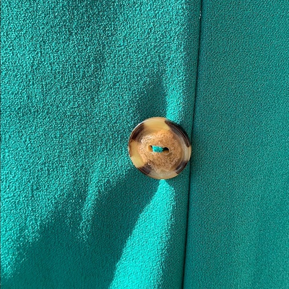 ❌DONATED❌Green V-neck Overlap Button Front Sheath Plus Size Dress - Picture 7 of 10